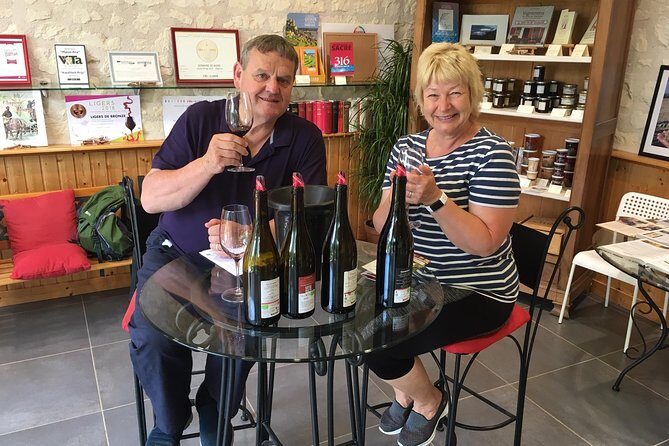 Vineyard cycle tours in and around Chinon, in the Loire Valley - Exploring the Chinon Vineyard Cycling Experience