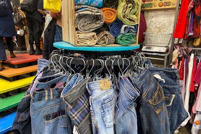Vintage Shopping Tour In Paris with a Guide - Itinerary Breakdown: What to Expect