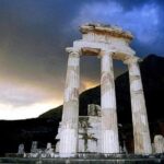 Visit Delphi the famous oracle! Explore the mysteries of the ancient world! - Who Should Consider This Tour?