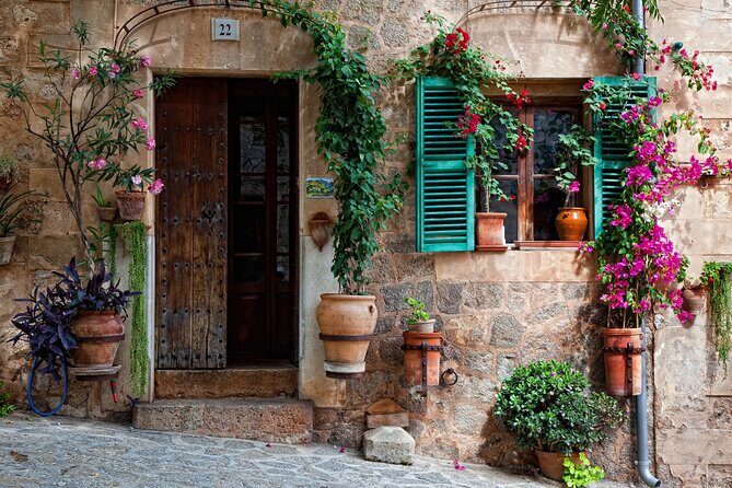 Visit Palma and Valldemossa - The Sum Up
