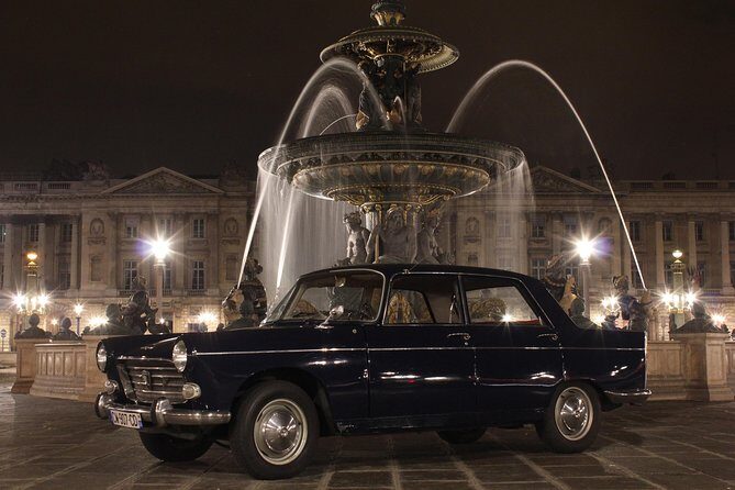 Visit Paris in a vintage car - Who Will Love This Tour?