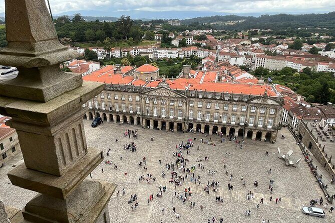 Visit to the Cathedral of Santiago with Roofs and Optional Portico - How the Tour Unfolds: A Step-by-Step Breakdown