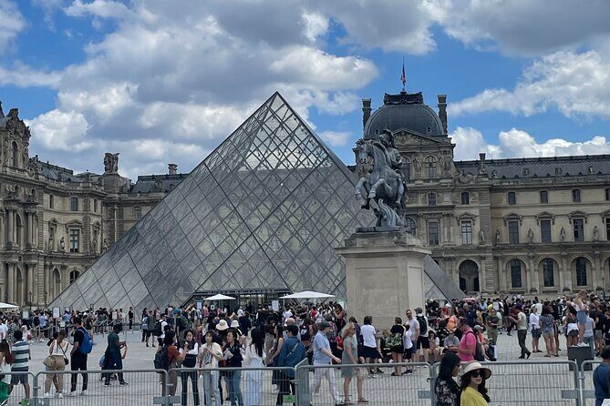 Visit to the Louvre Paris museum - Who Should Consider This Tour?