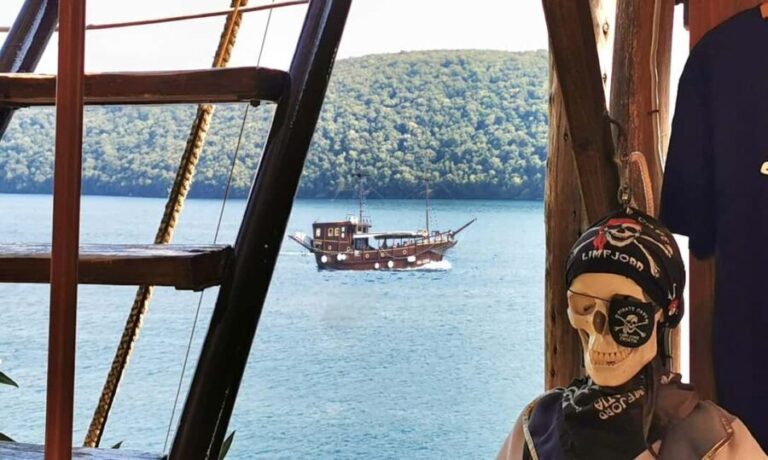 Vrsar: Lim Fjord Boat Tour with Swimming near Pirate's Cave - What to Expect During the Tour