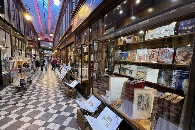 Walking tour of the Covered Passages of Paris -10 people max - Who is This Tour Best For?