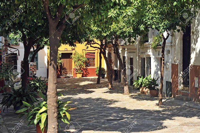 Walking tour through the old Jewish quarter of Santa Cruz. - In-Depth Review of the Santa Cruz Jewish Quarter Tour