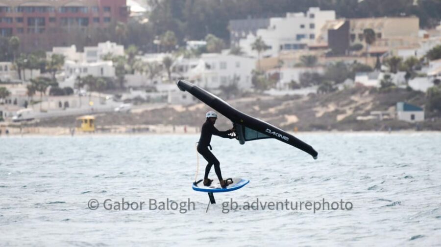 Wingfoil rental in Costa Calma: Your adventure starts with RENT&GO! - What makes RENT&GO stand out for wingfoil enthusiasts?