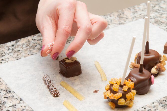 Workshop in Paris: Learn to Make your Own Chocolates - A Detailed Look at the Workshop in Paris: What You Can Expect