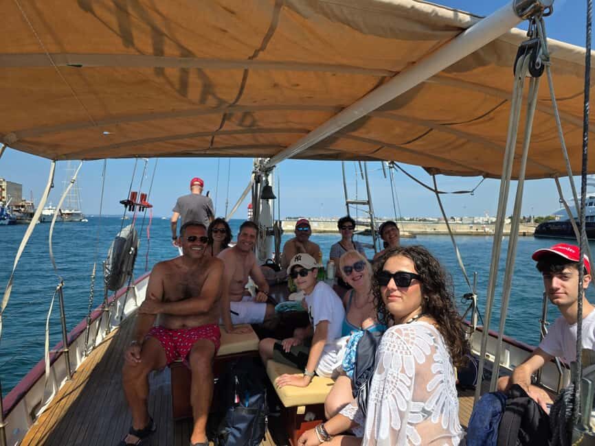 Zadar: Cruise aboard an Authentic Wooden Boat with Drinks