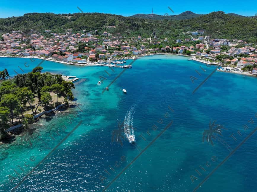 Zadar: Island Hopping Boat Tour with Snorkeling