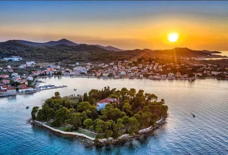 Zadar: Island Hopping Tour & Blue Bay Cruise with Drinks - The Itinerary: What’s Included and Why It Matters