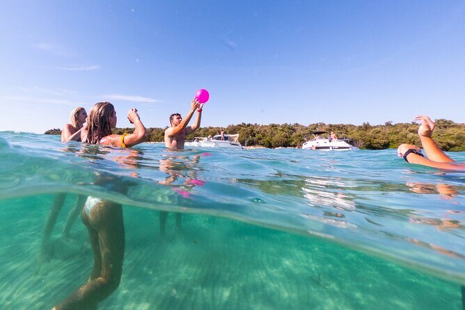 Zadar: Shipwreck Dive, Sandy Beach, Lighthouse & Island Tour - Practical Details and Considerations
