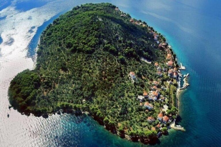 Zadar: SpeedBoat Tour to 3 Islands - Swimming & Snorkeling - The Itinerary in Detail: What to Expect