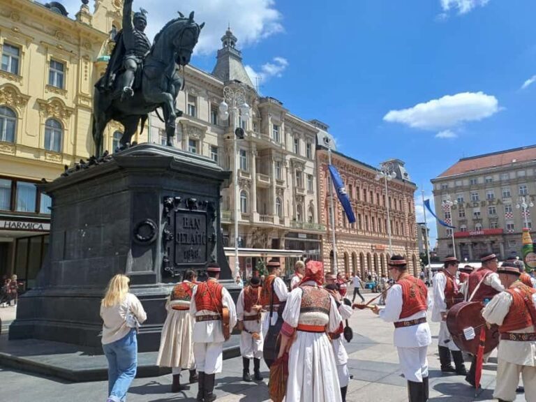 Zagreb: Truly unforgettable complete tour of Zagreb - Who will love this experience?