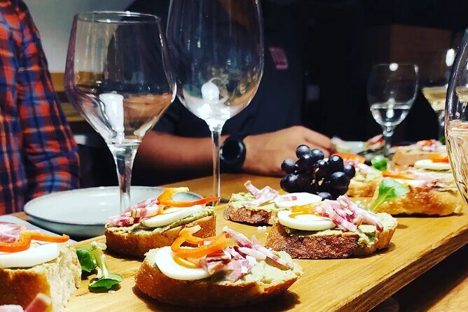 Zinfandel Wine Tasting & Storytelling with Dalmatian Food - An In-Depth Look at the Tour Experience