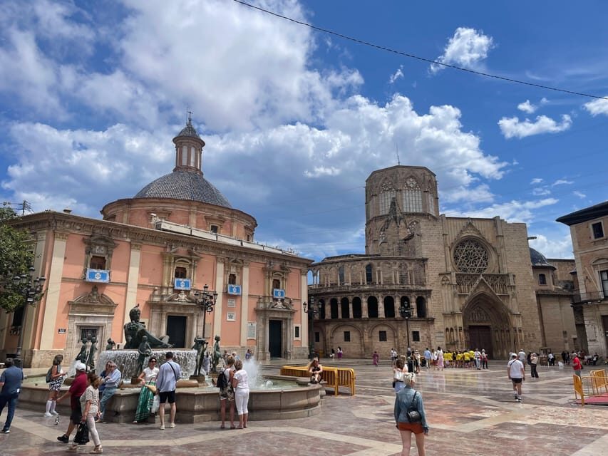 Zoom Through Valencia: Top 25 Hotspots on E-Scooters - What the Tour Includes and What to Keep in Mind