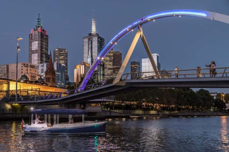 1.5Hr Yarra River Crown Flames and City Lights Cruise - Authentic Traveler Insights
