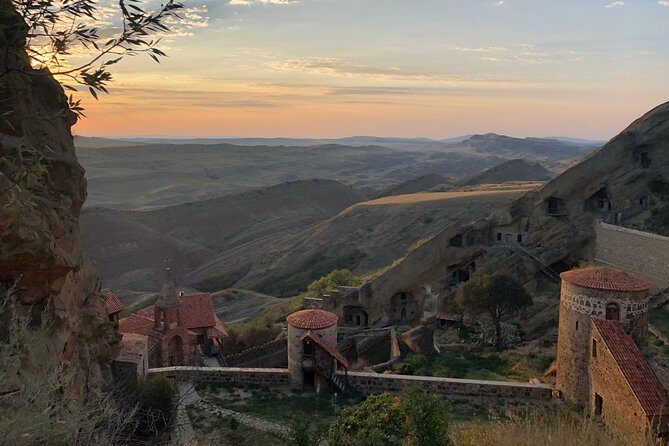 1-Day Trip to David Gareja Monastery with Rainbow Hills & Sighnaghi from Tbilisi - Comprehensive Review of the Tour Experience