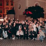 1 Hour of Open Bar Pub Crawl + Karaoke + VIP Entry to Best Clubs - Authentic Social Experience and Photography