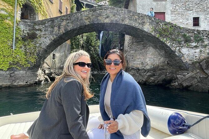 1 Hour Private and Guided Cruise to Lake Como Mostes motorboat - The Value of a One-Hour Private Lake Como Tour