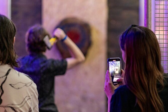 1 hour Private Axe Throwing Experience in Eastbourne - Who Should Consider This Experience?