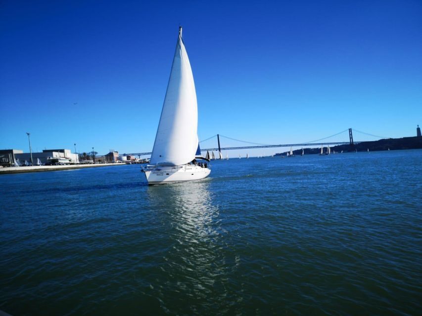 1 Hour Private - Lisbon: Sailing Tour With Wine and History - Why This Sailing Tour Stands Out