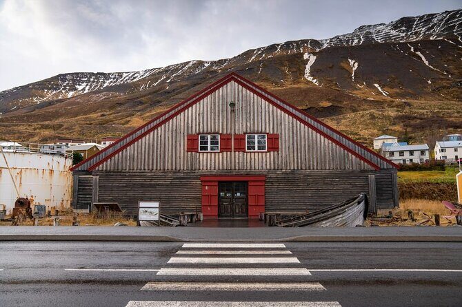 1-Hour Siglufjörður Stroll - Practical Details and What to Expect