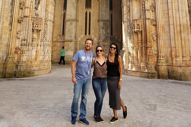 10h guided tour of Fátima Óbidos Nazaré Batalha and Alcobaça - In-Depth Look at the Tour Experience