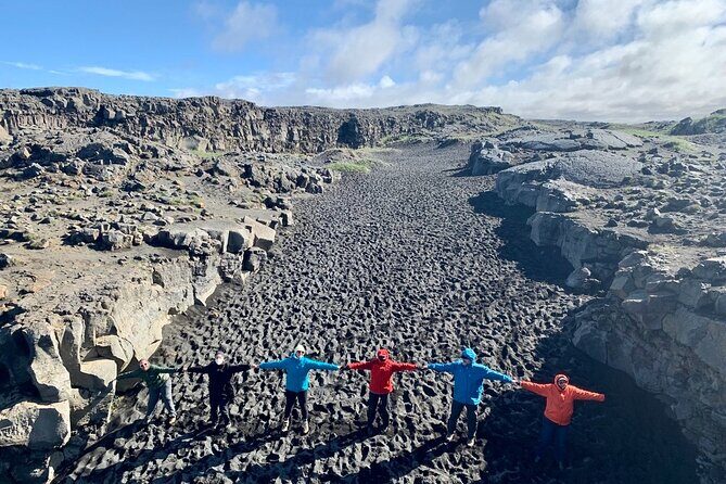 13-Day Iceland Geology Adventure Guided Tour from Reykjavík - The Experience: What Travelers Say