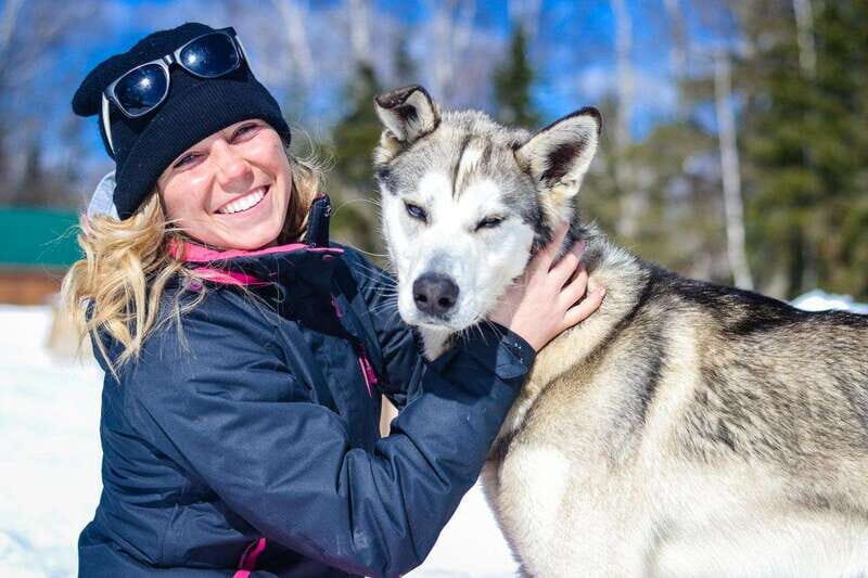 15 min. Tadoussac : Behind-the-Scenes Sled Dog Kennel Tour - The Value of the Tour