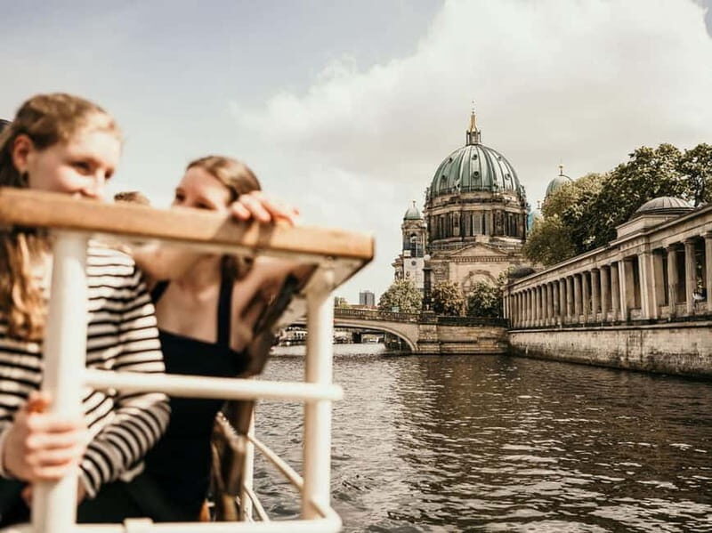 1h Berlin-Cruise with 140 year old electrified steamship - Who Is This Tour Best For?