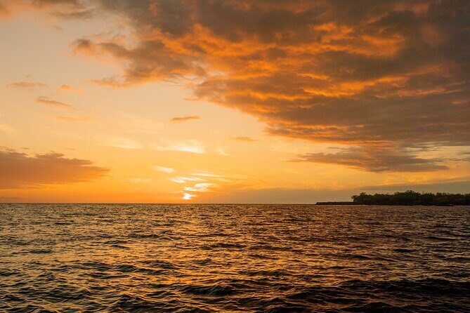 2.5 Hour Super-Raft Sunset Cruise - An In-Depth Look at the 2.5-Hour Super-Raft Sunset Cruise