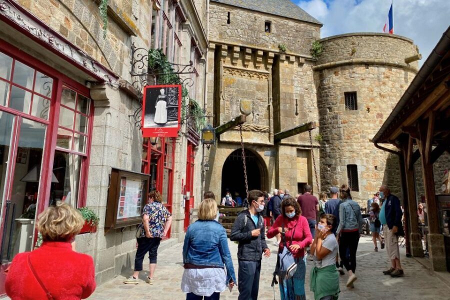 2-day Private D-Day Mont Saint-Michel 3 Castles by Mercedes - The Practical Side: What’s Included and What to Expect