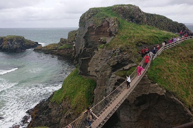 2-Day Private Northern Ireland Tour - Detailed Breakdown of the Itinerary