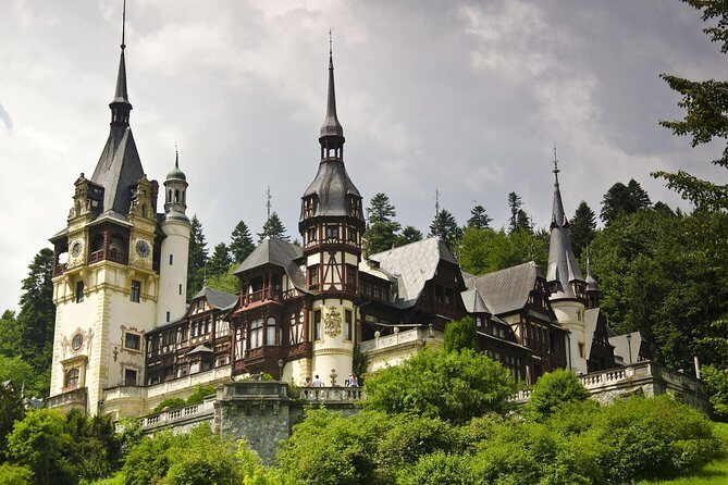 2-Day Small-Group Tour to Dracula's Castle, Rasnov Fortress, Peles Castle, Sighisoara and Libearty Brown Bear Sanctuary with Overnight in Brasov - FAQs