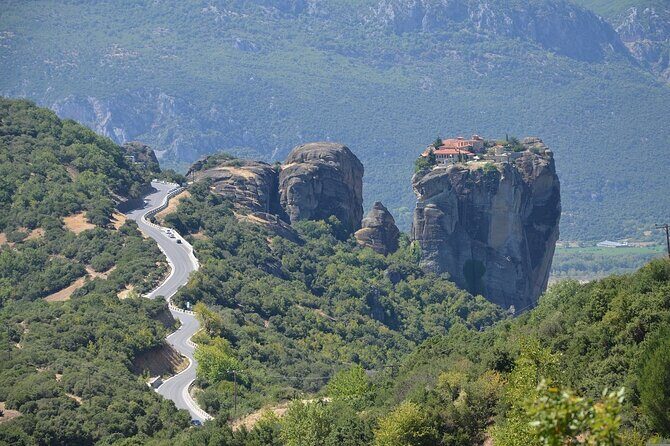 2 Days Private Tour from Athens to Delphi and Meteora - Practical Considerations