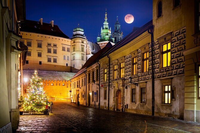 2-Hour City Walking Tour in Creepy Krakow - Exploring the Haunted Heart of Krakow