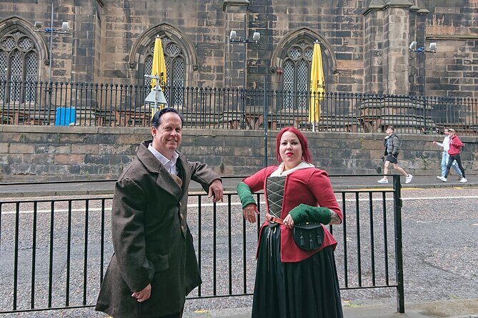 2-Hour Historical Walking Tour Discovering Edinburgh's Old Town - Exploring Edinburgh’s Old Town in Depth