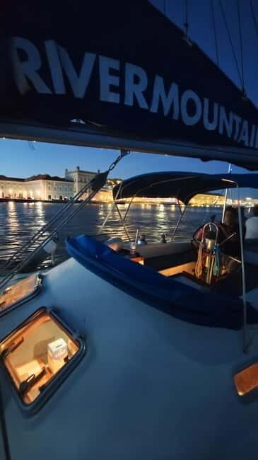 2 hour Sailboat Sunset Tour by Rivermountain - Who Should Consider This Tour?