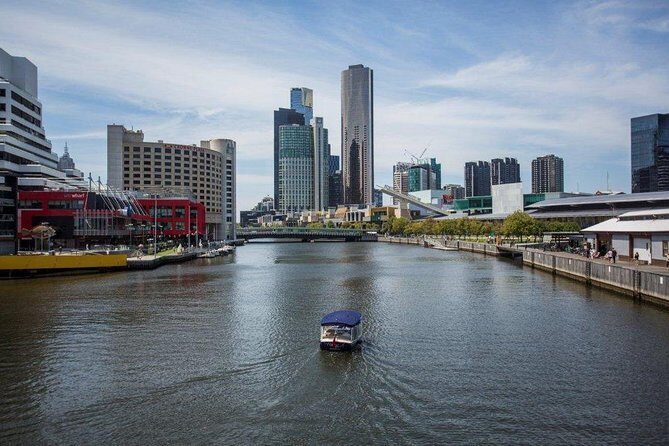 2-Hour Self-Drive Boat Hire on the Yarra River - An Authentic Look at the 2-Hour Self-Drive Yarra River Cruise