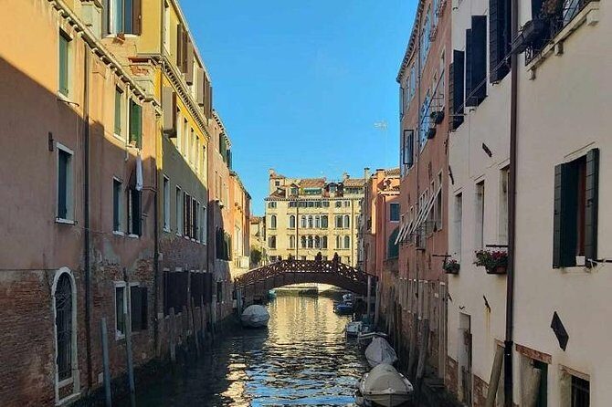 2-hour Venice Guided Walking Tour with Gondola ride - FAQs