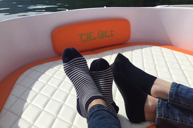 2 hours Boat Rental Lake Como - Authentic Experiences and Authentic Views