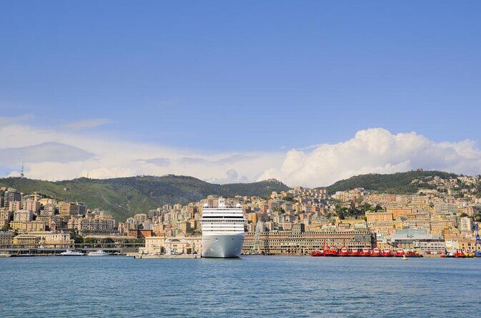 2 Hours Private Historical Tour in Genoa - Key Points