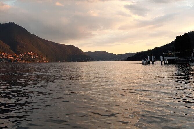 2 Hours Rent Boat SuBacco Lake Como - The Sum Up