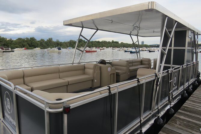 2 hours / Sightseeing Boat cruise Drinks Included - A Genuine Deep Dive into the Belgrade Boat Cruise