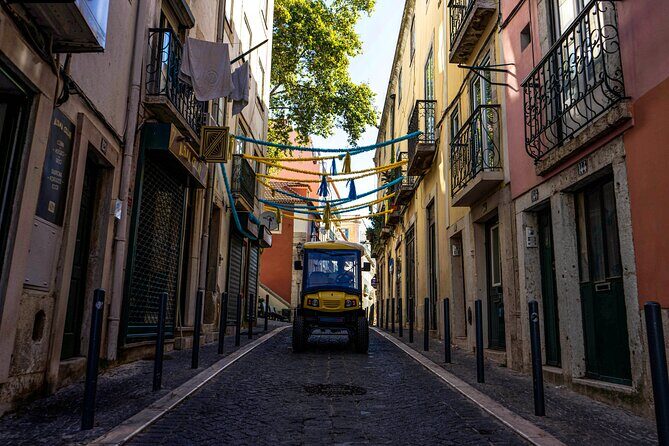2h Sunset Views Lisbon by Tuk Tuk - FAQ