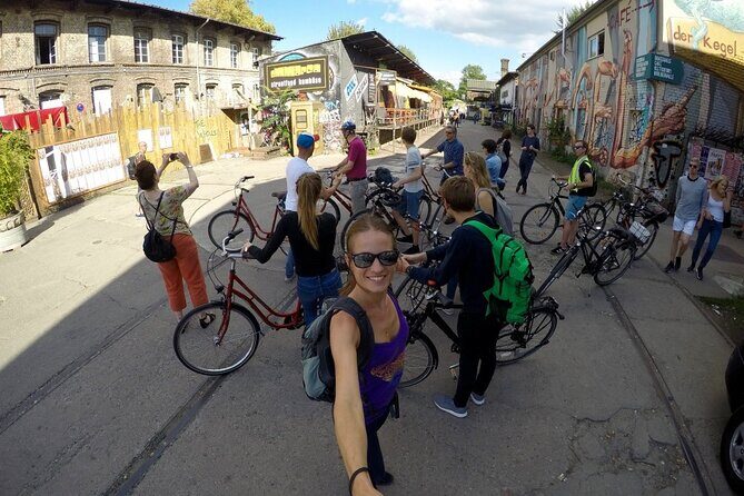 3-Hour Alternative Berlin Bike Tour: Vibes of Berlin - The Value of the Tour