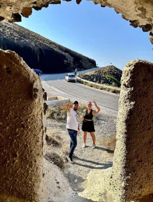 3-Hour Santorini Highlights & Oia Tour for Cruise Passengers - The Experience: What Makes It Stand Out