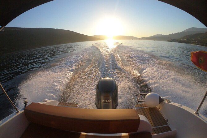 3 Hour Speed Boat Tour to Blue Cave with WiFi and Drinks - The Included Amenities and Practicalities