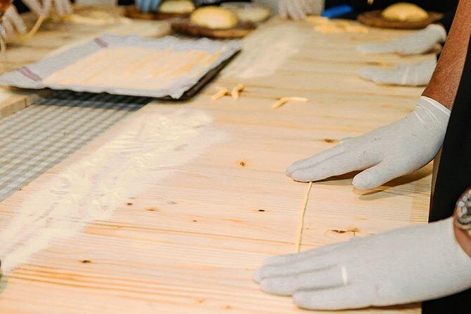 3-hour Tuscan Cooking Class with Wine & Oil Tasting - What Makes This Experience Stand Out?